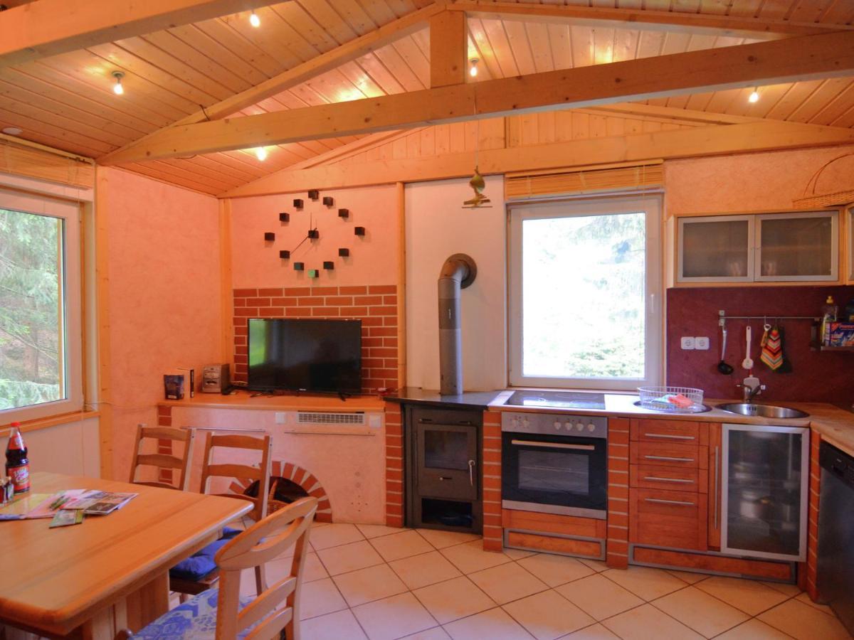 Beautiful Holiday Home With Covered Veranda Friedrichroda Εξωτερικό φωτογραφία