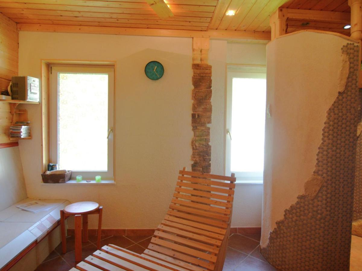 Beautiful Holiday Home With Covered Veranda Friedrichroda Εξωτερικό φωτογραφία